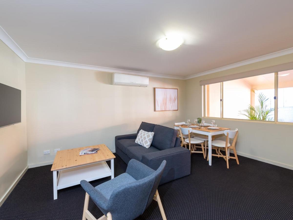 Villa Nova Motel Toowoomba Bagian luar foto