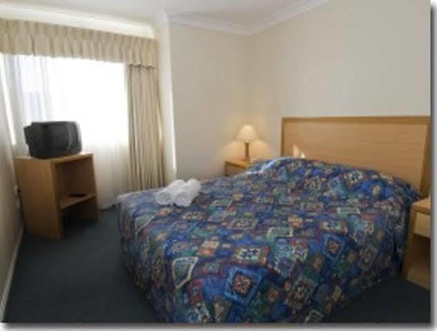 Villa Nova Motel Toowoomba Bagian luar foto